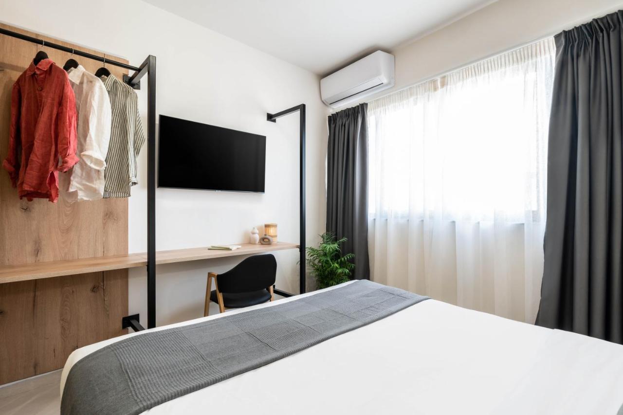 Koyo Athens Aparthotel Bagian luar foto