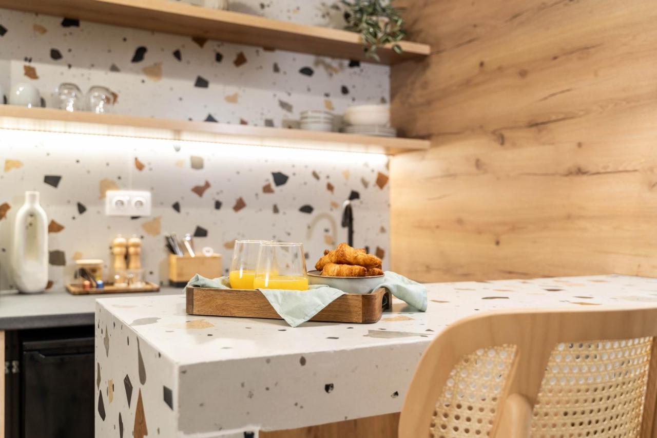 Koyo Athens Aparthotel Bagian luar foto