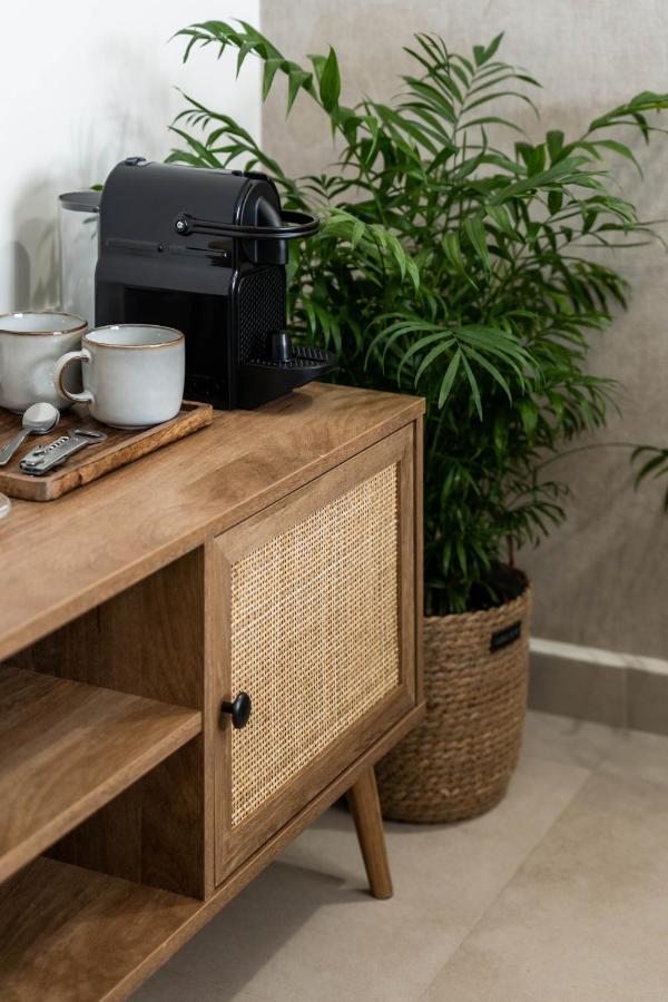 Koyo Athens Aparthotel Bagian luar foto